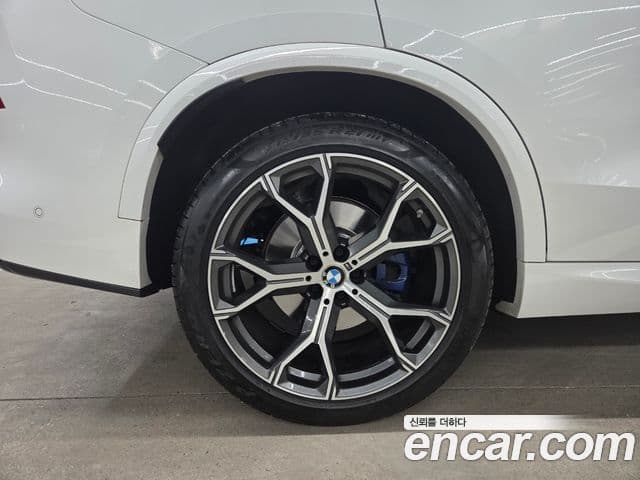 BMW X5 (G05) xDrive 40i M Sport, 2025 все фото