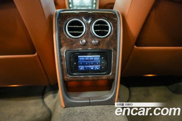 Bentley Flying Spur 2세대, 2016 9