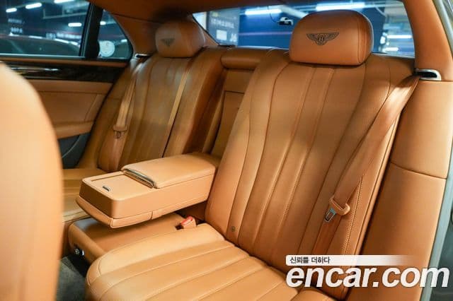 Bentley Flying Spur 2세대, 2016 13