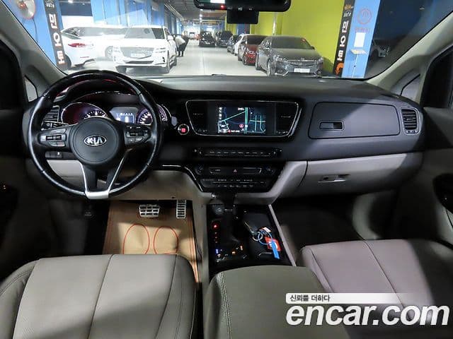 Kia All New Carnival VIP, 2017 все фото