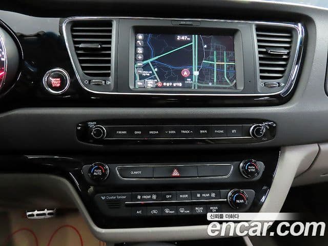 Kia All New Carnival VIP, 2017 11