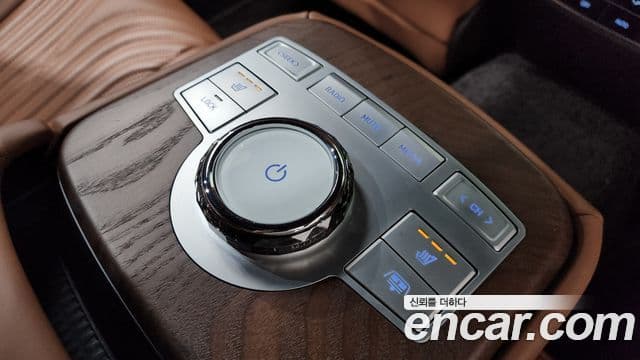 Genesis G80 (RG3) бензин 2.5 турбо AWD, 2023 19