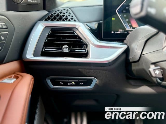 BMW X7 (G07) xDrive 40i M Sport 7인승, 2024 10
