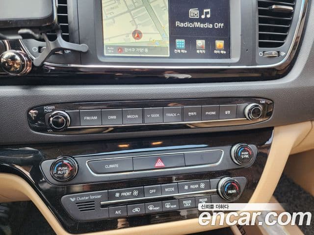 Kia All New Carnival Prestige, 2017 7