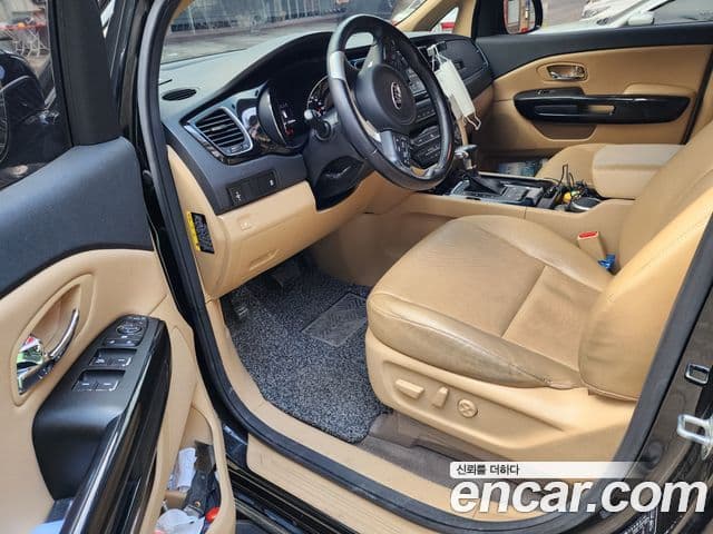Kia All New Carnival Prestige, 2017 13