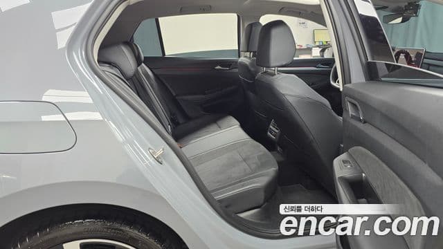 Volkswagen Гольф 8세대 Prestige, 2025 12