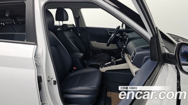 Hyundai Venue 1.6 Modern Plus, 2022 10