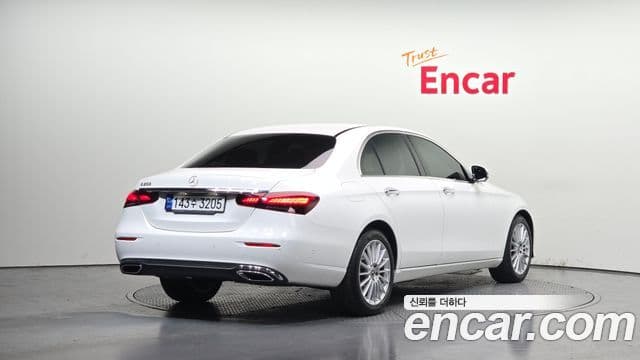 Mercedes-Benz E-класс W213 Exclusive, 2023 2