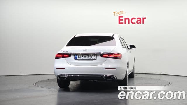 Mercedes-Benz E-класс W213 Exclusive, 2023 4