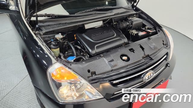 Kia Carnival R Premium, 2014 6