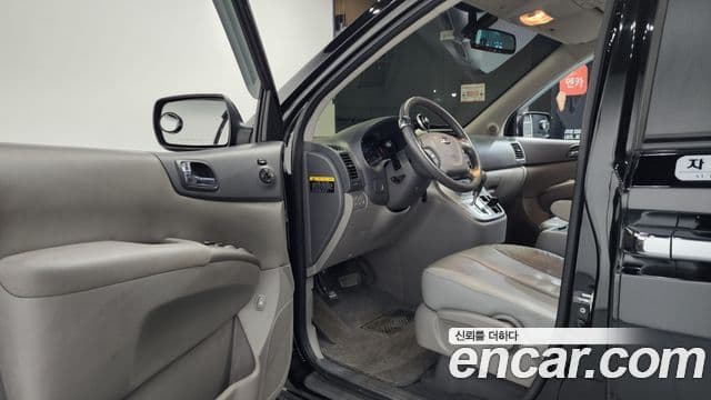 Kia Carnival R Premium, 2014 10