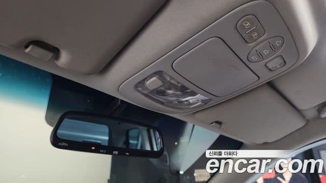 Kia Carnival R Premium, 2014 17