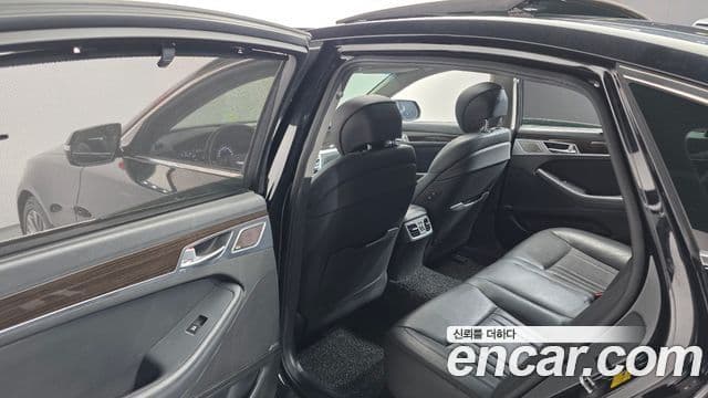 Genesis G80 Prestige, 2017 17