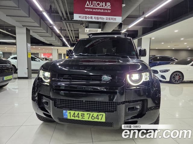 Land Rover Defender (L663) 90 P400 X, 2025 1