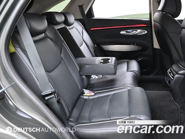 Genesis GV70, 2025 12