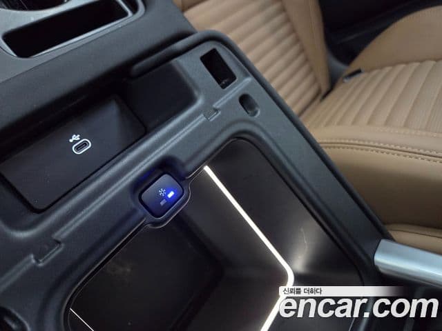 Land Rover Discovery 5 P360 Dynamic HSE, 2025 12