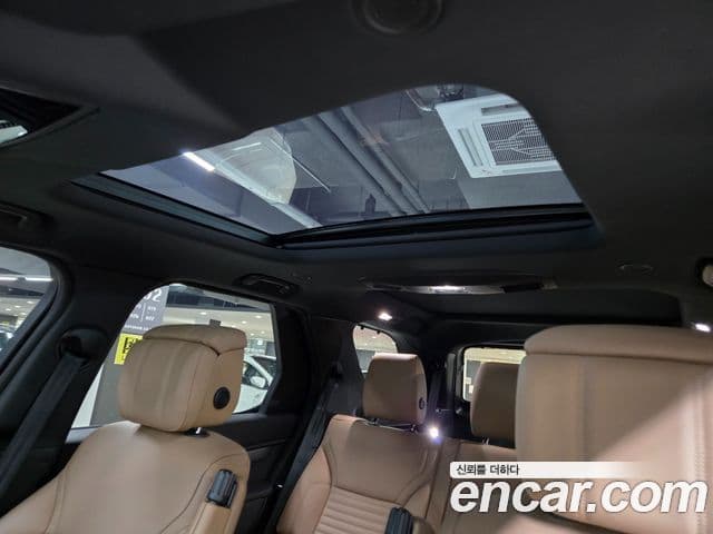 Land Rover Discovery 5 P360 Dynamic HSE, 2025 15