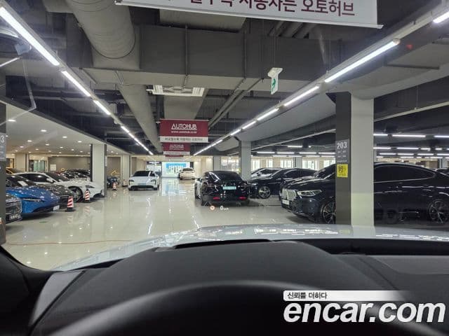 Land Rover Discovery 5 P360 Dynamic HSE, 2025 17