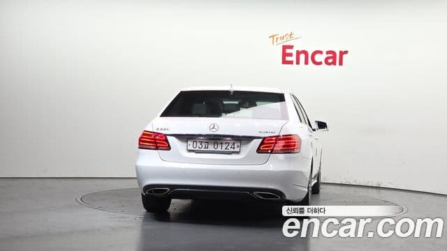 Mercedes-Benz E-класс W212 Avantgarde, 2016 4