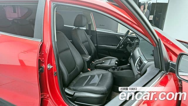 Kia Stonic Trendy, 2019 12