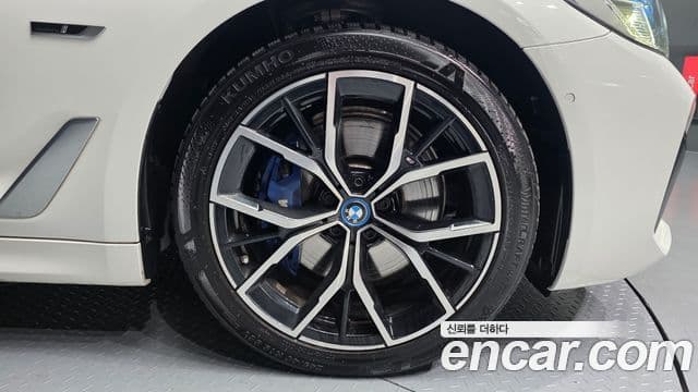 BMW 5시리즈 (G30) 530e M Sport, 2023 все фото