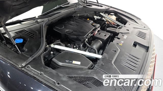 Genesis GV70, 2022 6