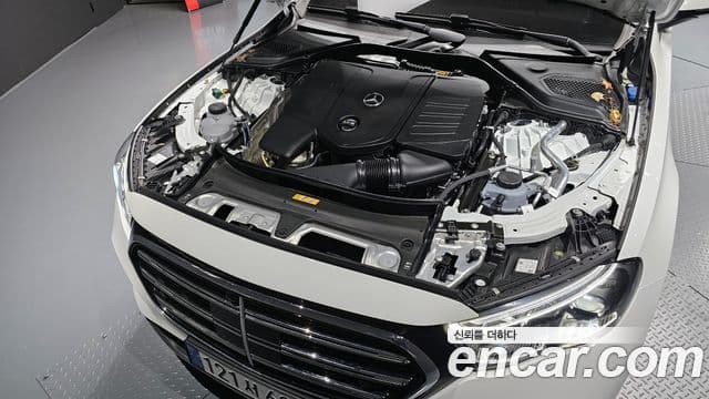 Mercedes-Benz E-класс W214, 2025 6