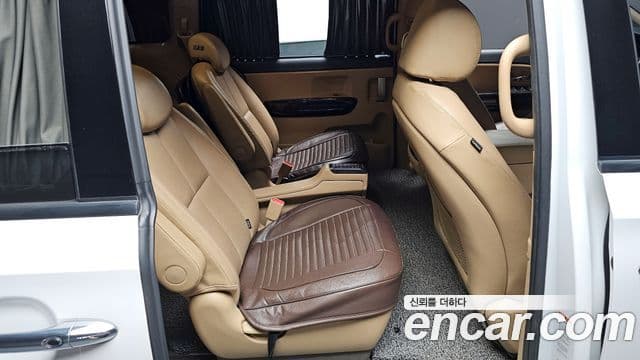 Kia The / новый New Carnival Noblesse Special, 2019 11