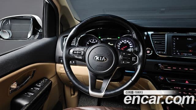 Kia The / новый New Carnival Noblesse Special, 2019 13