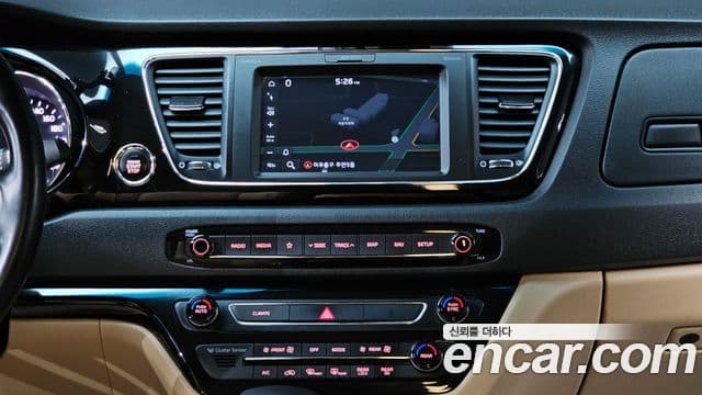 Kia The / новый New Carnival Noblesse Special, 2019 14