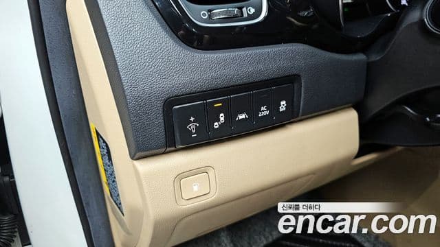 Kia The / новый New Carnival Noblesse Special, 2019 16