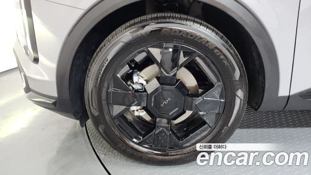 Kia The / новый New Sportage 5세대 Signature X Line, 2025 все фото