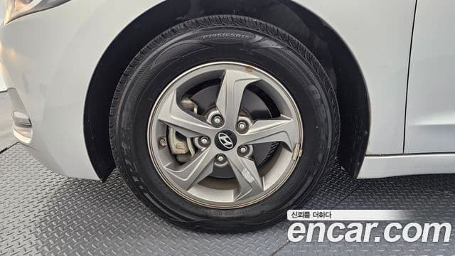 Hyundai Avante AD 1.6 LPI Smart(арендный автомобиль), 2016 все фото