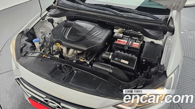 Hyundai Avante AD 1.6 LPI Smart(арендный автомобиль), 2016 6