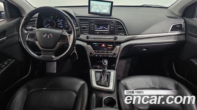 Hyundai Avante AD 1.6 LPI Smart(арендный автомобиль), 2016 7