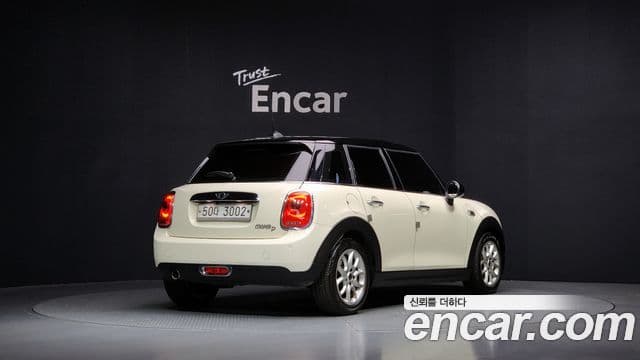 Mini Cooper D 3세대, 2015 2