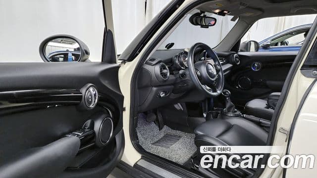 Mini Cooper D 3세대, 2015 10