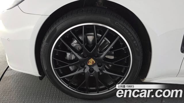 Porsche Panamera (971), 2018 все фото