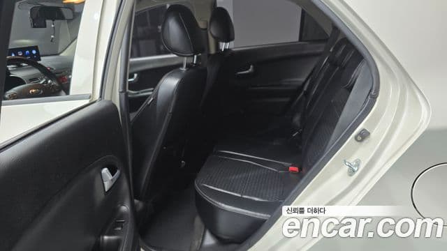 Kia The / новый New Morning Luxury, 2016 13