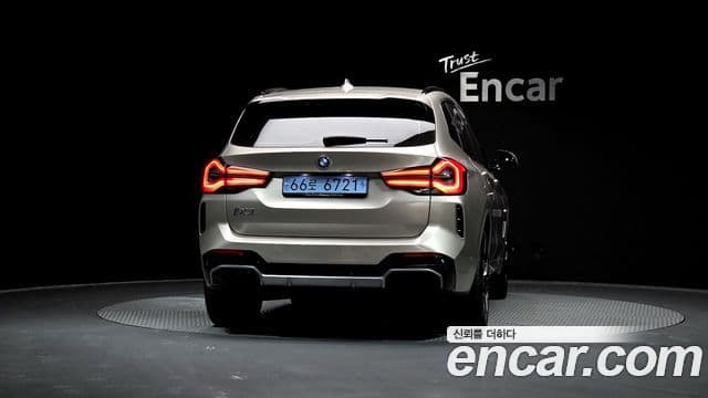 BMW iX3 M Sport, 2024 4