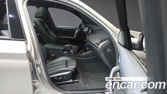 BMW iX3 M Sport, 2024 11