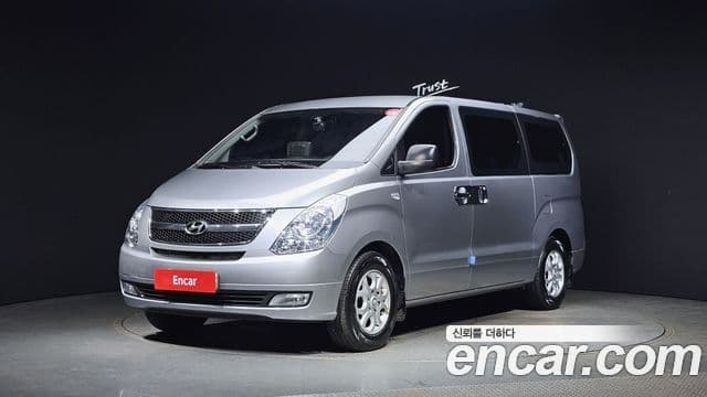 Hyundai Grand Starex CVX Luxury, 2015 1