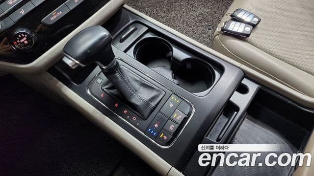 Kia All New Carnival Luxury, 2017 9