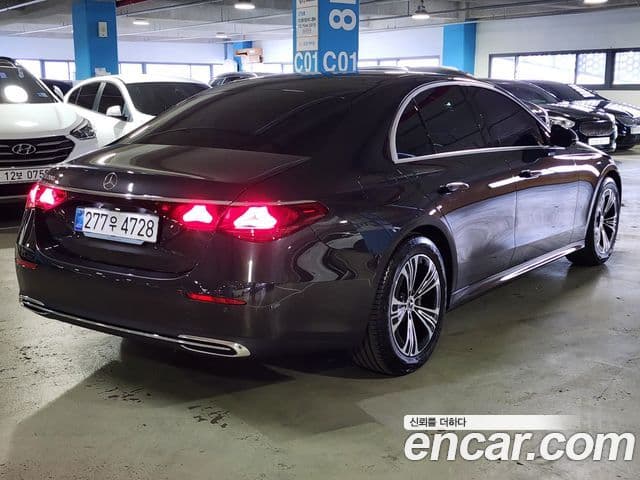 Mercedes-Benz E-класс W214 Avantgarde, 2025 3