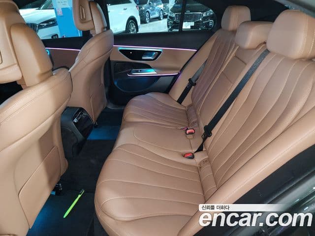 Mercedes-Benz E-класс W214 Avantgarde, 2025 7