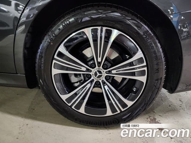 Mercedes-Benz E-класс W214 Avantgarde, 2025 10