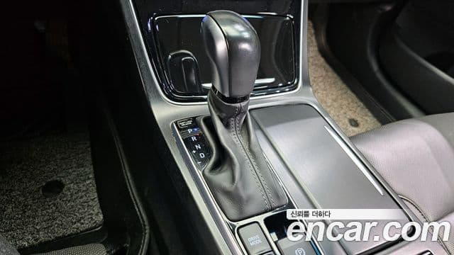 Hyundai Grandeur IG гибрид Special, 2018 9