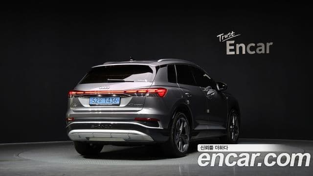 Audi Q4 e-Tron (F4) Premium, 2023 2