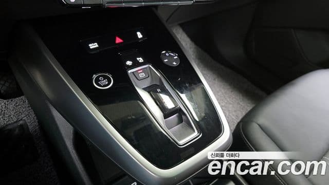 Audi Q4 e-Tron (F4) Premium, 2023 9