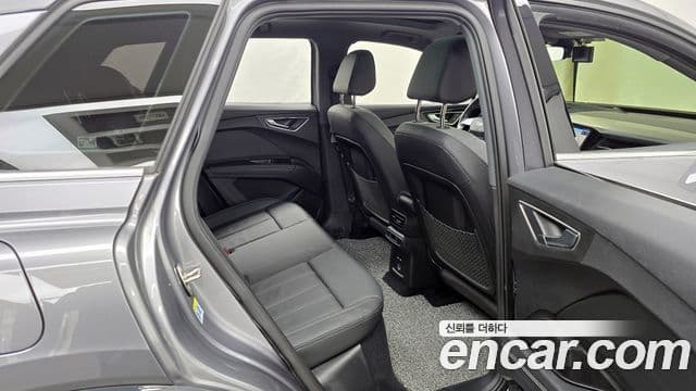 Audi Q4 e-Tron (F4) Premium, 2023 12